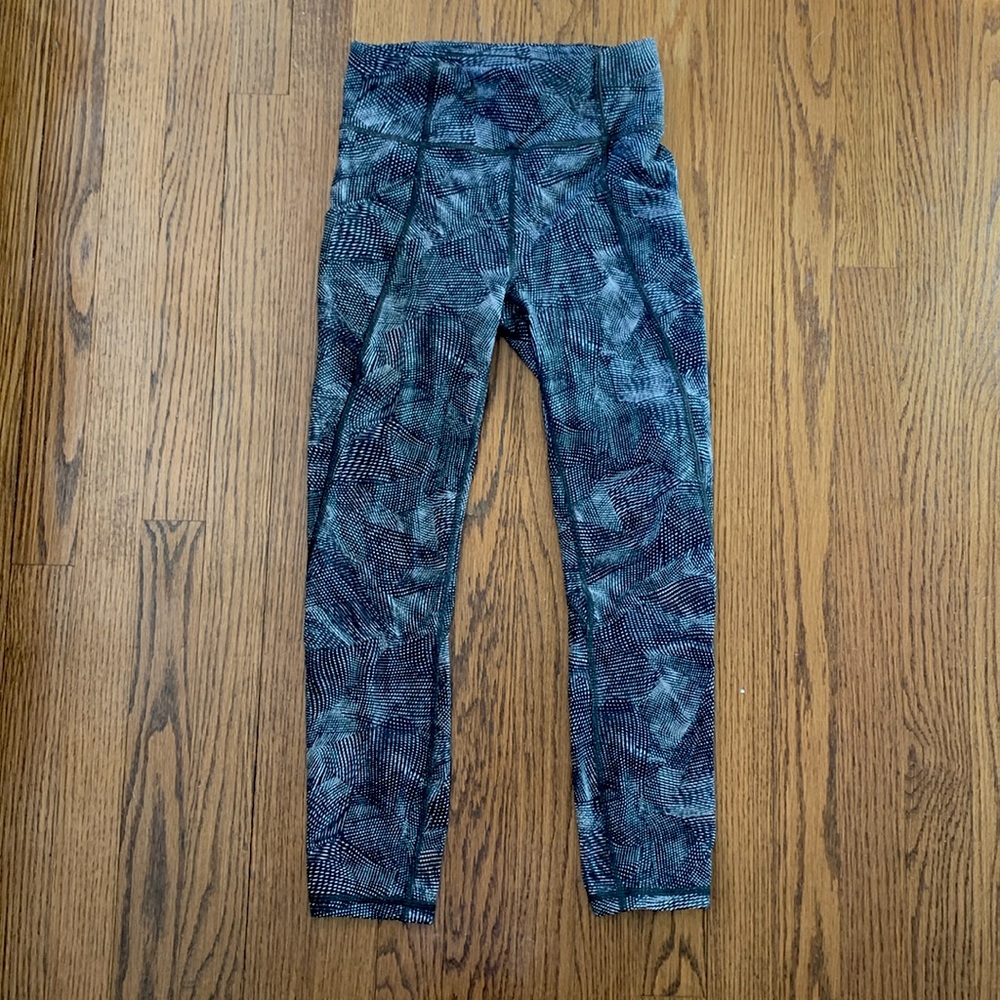 Black and white High waisted lulu lemon leggings.